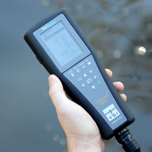 ProQuatro Portable Multiparameter Water Quality Meter