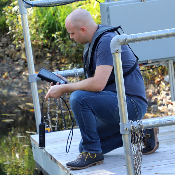 Portable Multiparameter Water Quality Meter