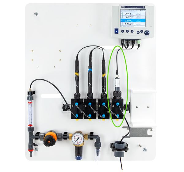 YSI Water Monitoring Panel with FCML sensor circled